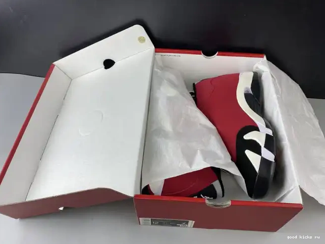 14 RED GYM TORO JORDAN 487471-006 RETRO AIR 0622